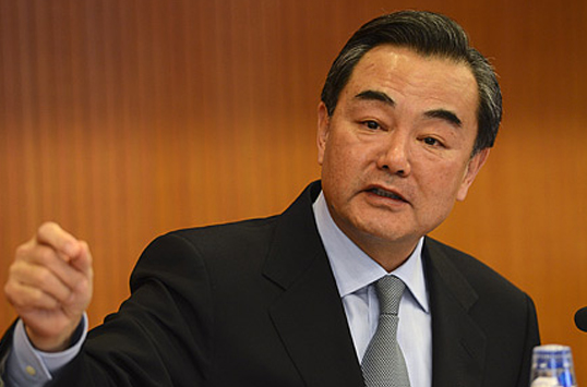 王毅:希望中法打造能源安全、碳市場、綠色金融等新合作亮點(diǎn)